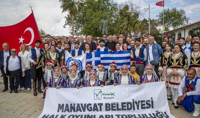 Kültür, Lezzet ve Dostluk Apollon’un Gölgesinde Buluştu: Girit Lezzetleriyle Side’de Bir Tat Yolculuğu Başladı