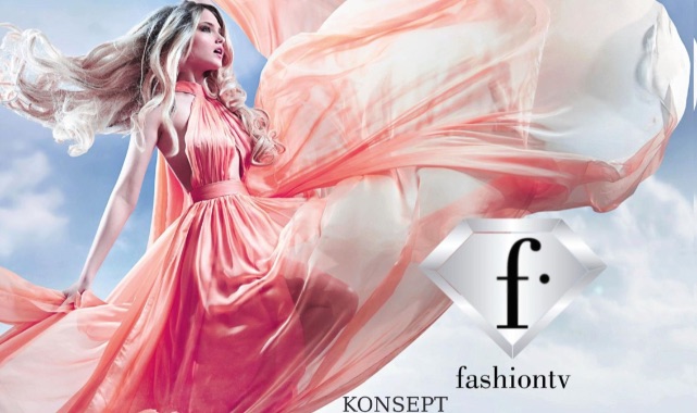 Kuşadası'nda Barbie Konseptli Fashion Show: Moda ve Eğlencenin Buluşma Noktası!