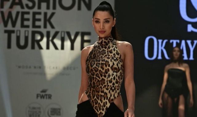 Merve Bektaş, Türkiye Fashion Week’te Büyüledi!
