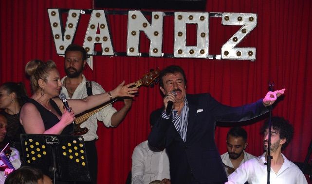 MÜZİK VE EĞLENCE DOLU GECE: MURAT BAŞARAN ATAŞEHİR’İ COŞTURDU