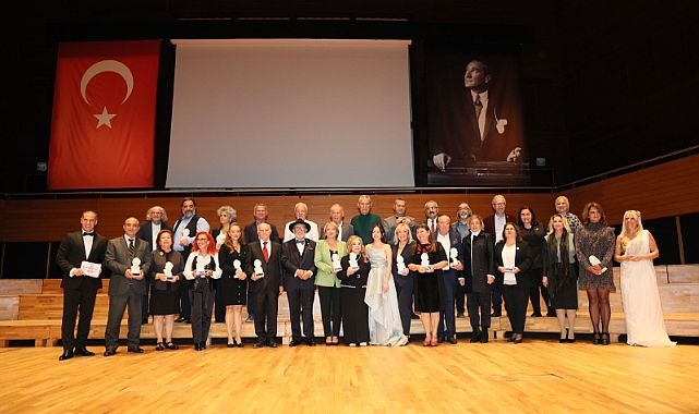 Bizim izmir Homeros Ödülleri dördüncü kez sahiplerini buldu