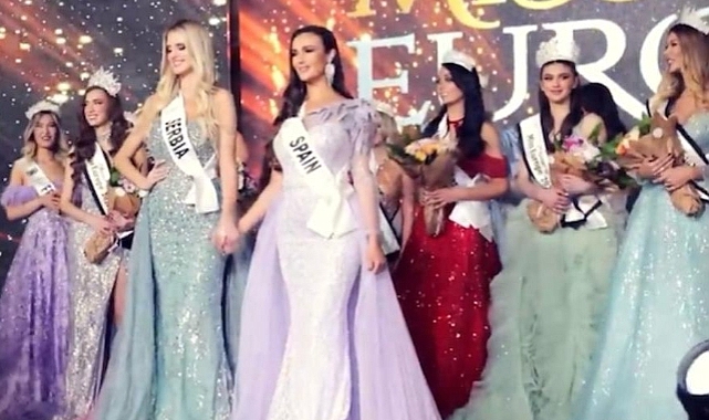  Miss Universe yarışmasında sular durulmuyor.