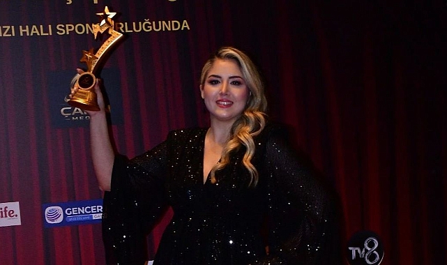 Işıltının Adı: Ayşegül Sağ’a Uluslararası Prestij Ödülü!